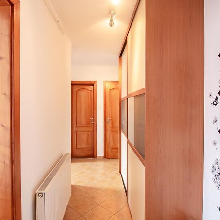 Viky'S Apartment Gyor Exterior photo