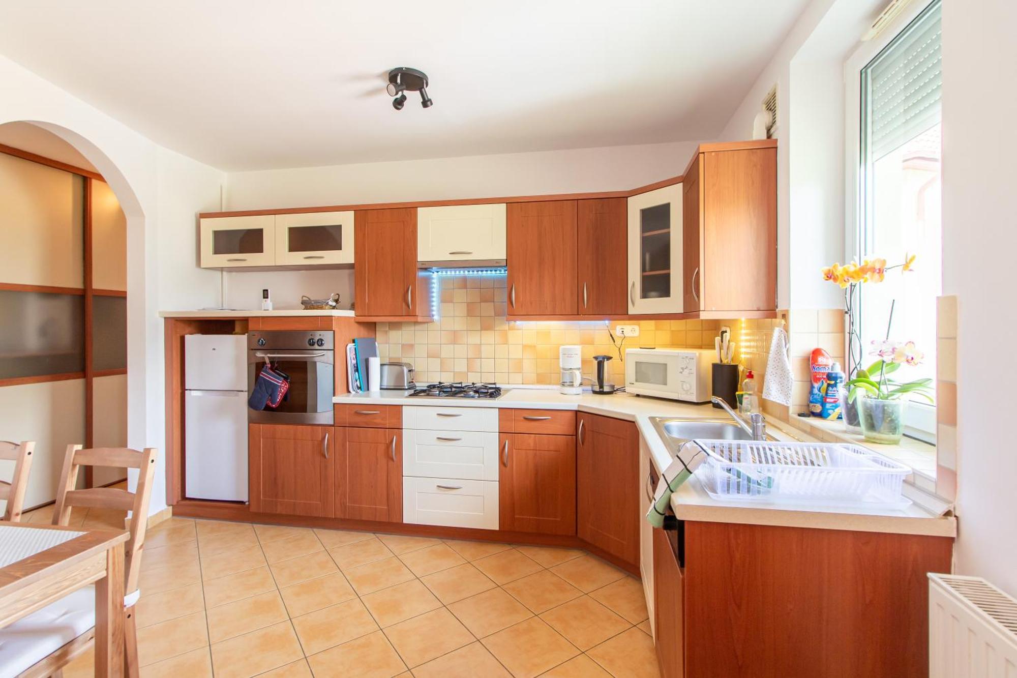 Viky'S Apartment Gyor Exterior photo